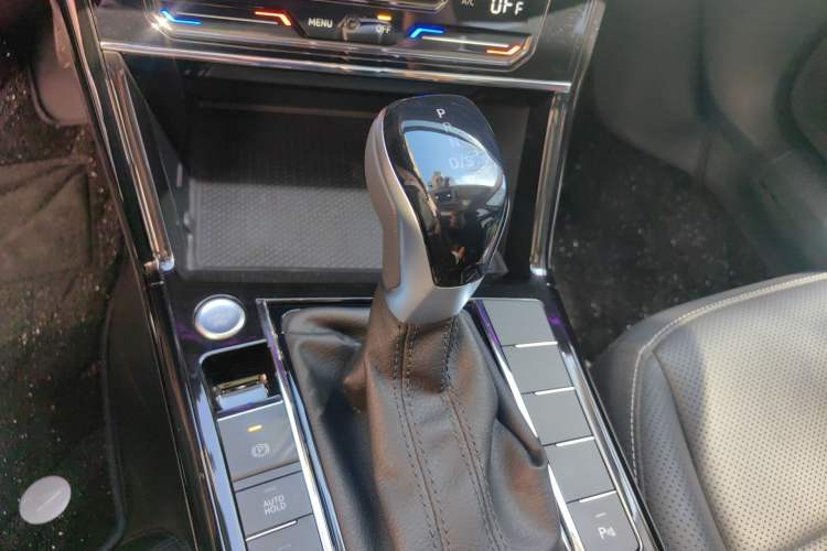 Used Volkswagen Passat 2025 Outstanding Model 380TSI Starry Dragon Edition
