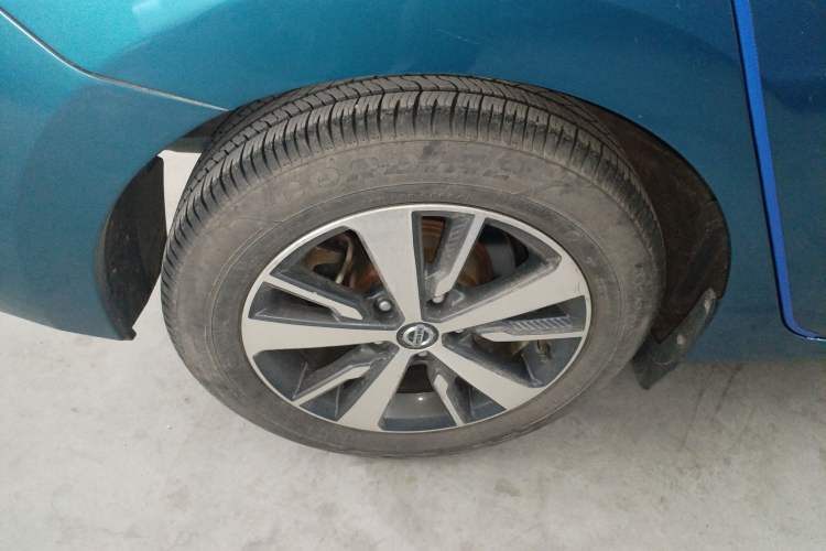 Used Nissan Lannia 2016 1.6L CVT Cool Edition Exterior 5