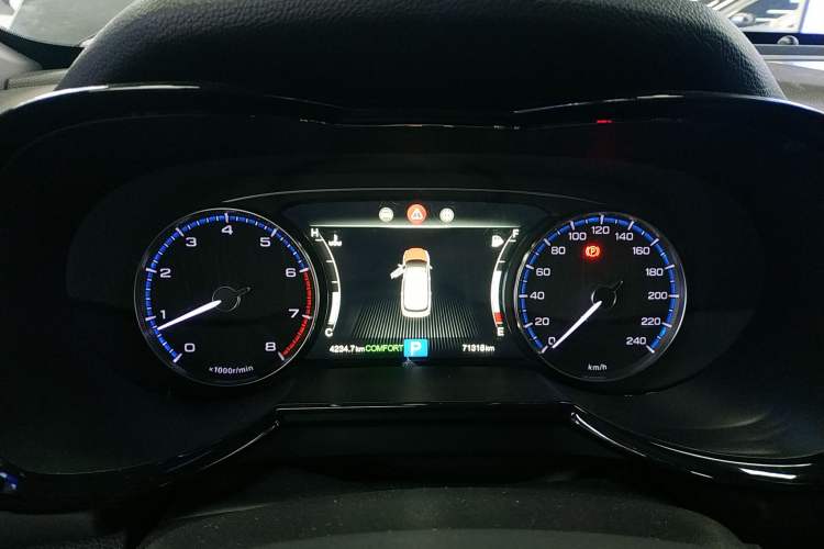 Used GAC Trumpchi GS8 2020 390T Two-Wheel Drive Luxury Edition (7 Seats) Instrument Cluster