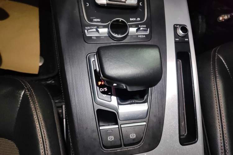 Used Audi Q5L 2018 40 TFSI Prestige Fashion Edition China VI