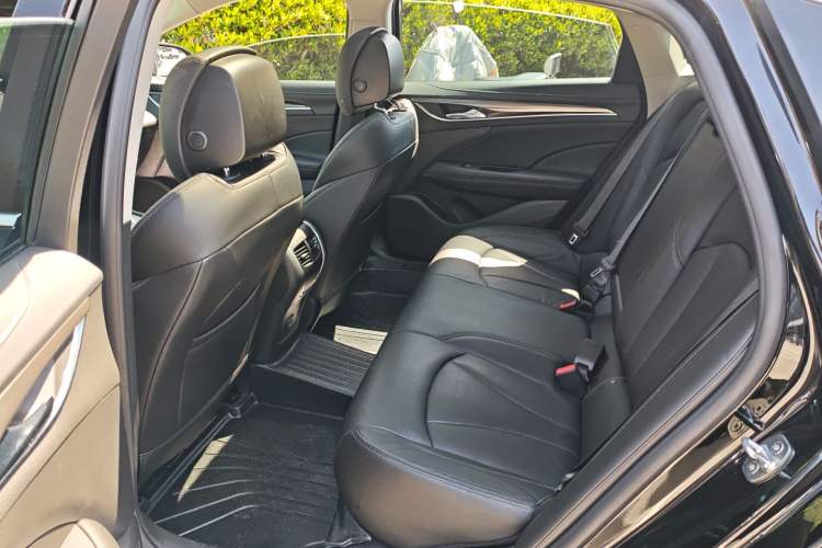 Used Buick LaCrosse 2019 28T Luxury Version