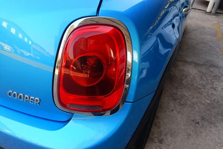 Used MINI MINI 2015 1.5T COOPER Fun Five-Door Edition