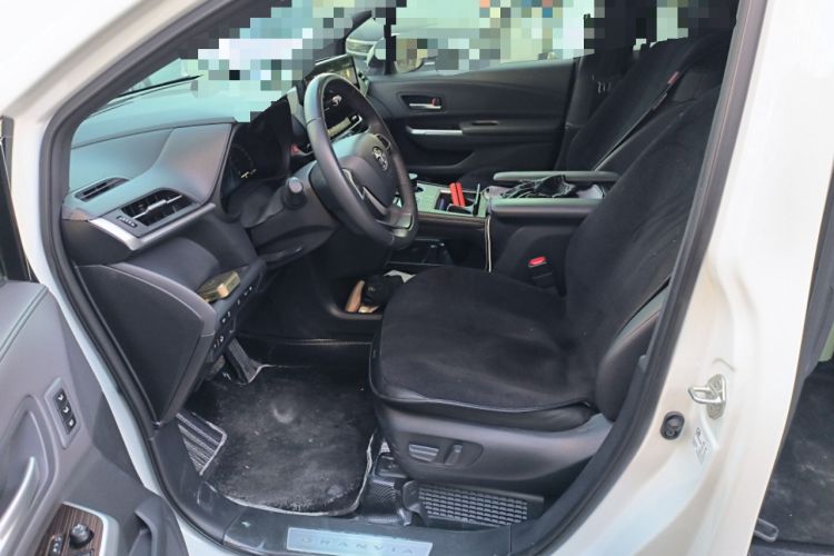 Used Toyota Granvia 2024 2.5L Hybrid Prestige PLUS Four-Wheel Drive Version
