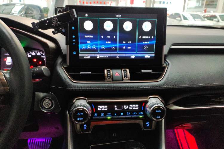 Used Toyota Wildlander 2022 2.0L CVT 4x4 Luxury PLUS Edition