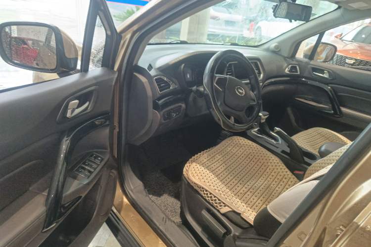 Used GAC Trumpchi GS4 2015 200T G-DCT Comfort Edition
