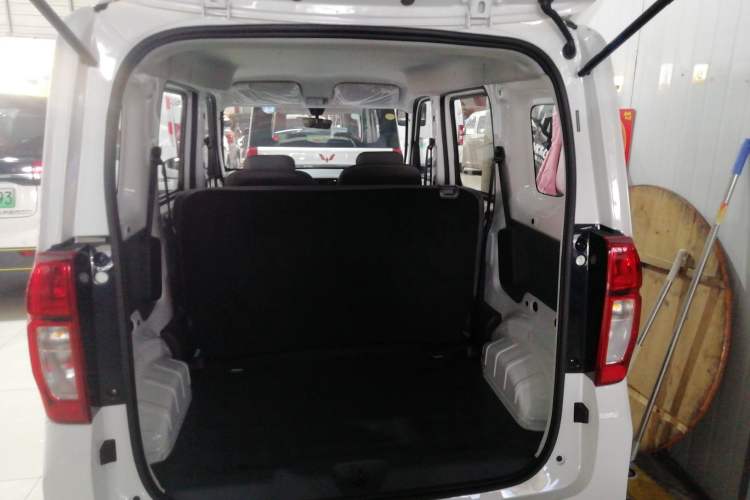 Used Wuling Zhiguang New Energy 2025 Comfort Model
