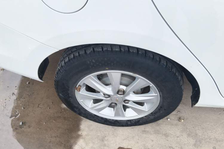 Used Chevrolet Sail 2015 Sail 3 1.5L Manual with Ideal Sunroof Edition