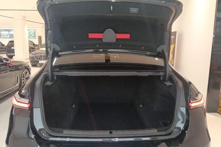 Used BMW 7 Series 2023 735Li M Sport Package
