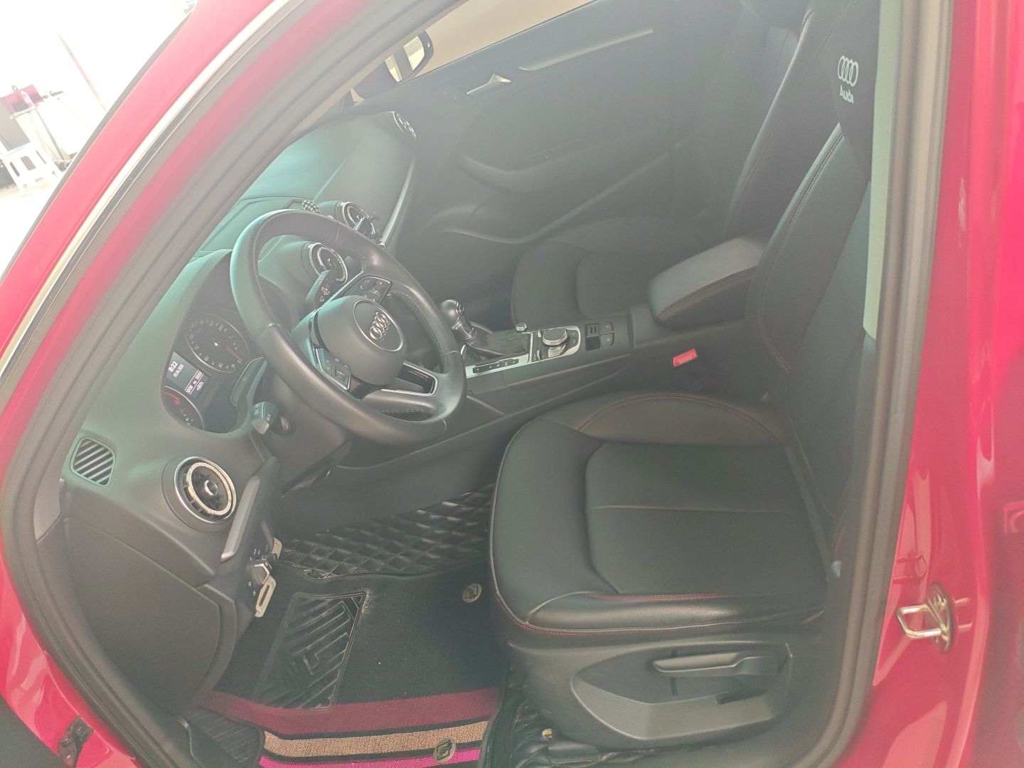 Interior delantero