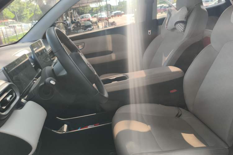 Used Wuling Bingo PLUS 2024 330 km Range Five-Seater Version