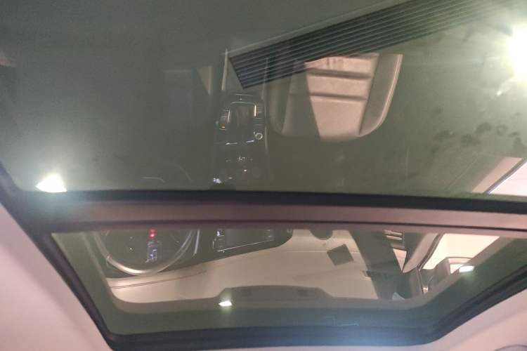 Used Volkswagen Sagitar 2019 280TSI DSG Comfort Version China V Standard Headliner