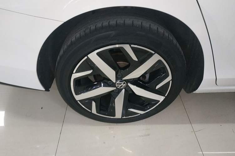 Used Volkswagen Lamando 2024 Lavida L 280TSI DSG Cool & Spicy Edition