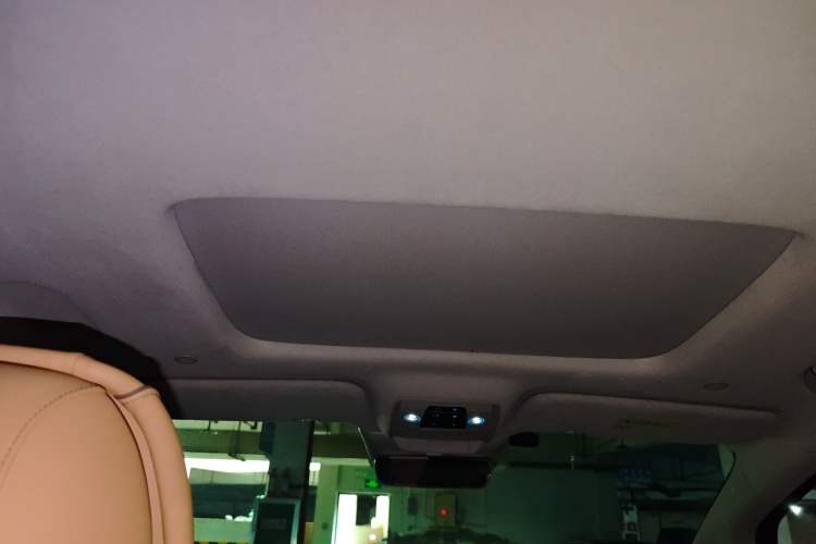 Used Denza D9 2022 DM-i 970 Four-Wheel Drive Flagship Model
