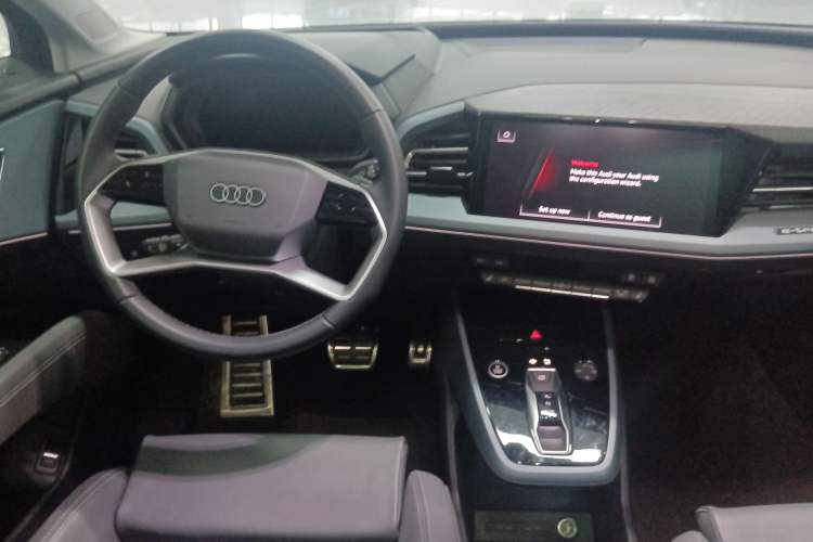 Used Audi Q5 e-tron 2023 40 e-tron Starry Edition Mecha Kit