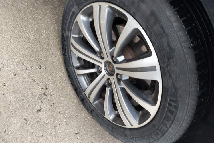 Used GAC Trumpchi M8 2018 320T Flagship Edition Right Front Wheel Hub
