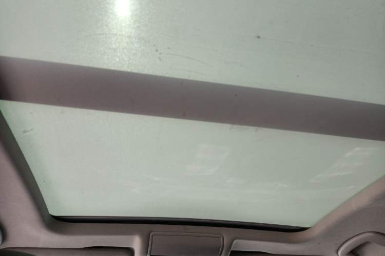 Used Volkswagen Passat 2020 Revised Version 330TSI Luxury Edition China VI Standard Headliner