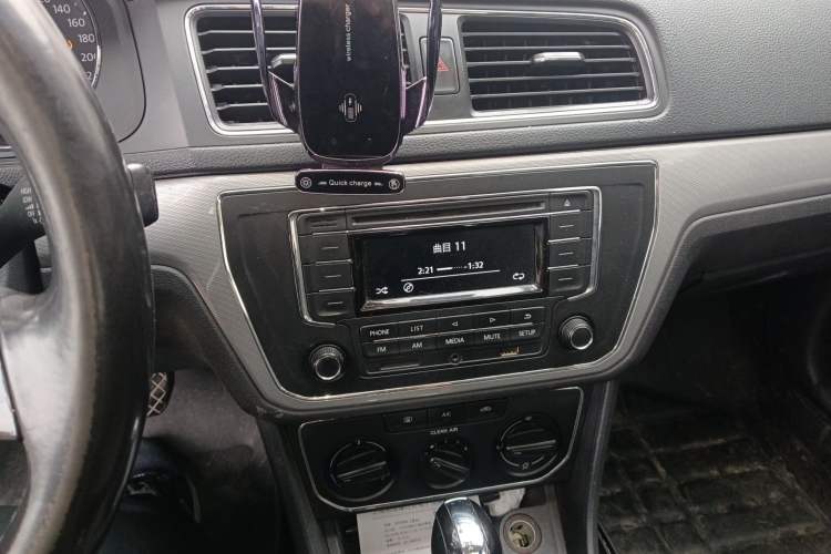 Used Volkswagen Gran Lavida 2017 1.6L Automatic Comfort Edition
