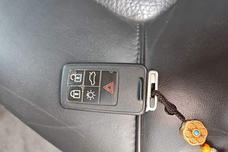 Used Volvo S80L 2011 2.0T ZhiShang Version