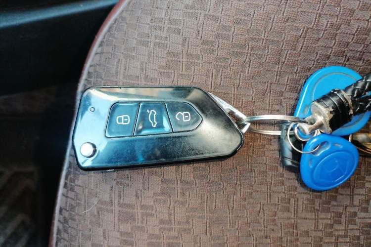 Used Hyundai Elantra (5th Generation / Langdong) 2015 1.6L Manual Fashion Edition
