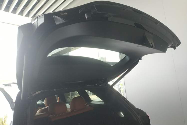 Used XPeng G9 2025 625 Long-Range Max
