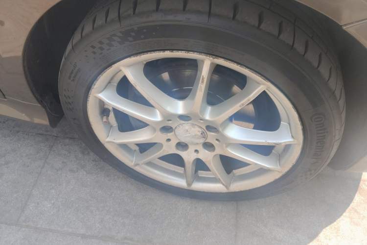 Used Mercedes-Benz B-Class 2009 B 200 Fashion Model Right Front Wheel Hub