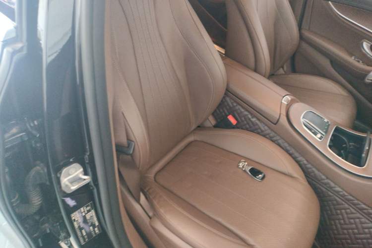 Used Mercedes-Benz E-Class 2020 E 300 L Stylish Model
