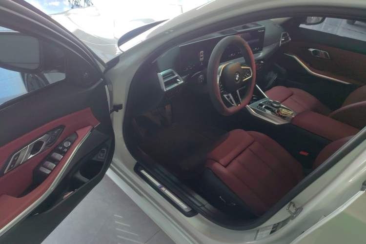 Used BMW 3 Series 2025 330Li M Sport Shadowline Package
