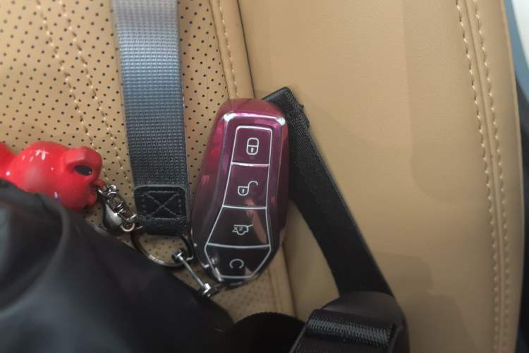 Used BYD Song L DM-i 2024 112 km Beyond Edition Interior 1