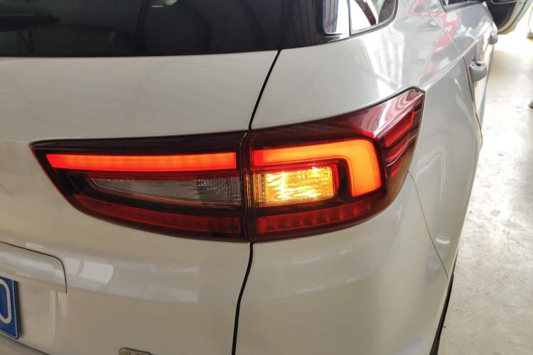 Used CHANGAN CS55 2018 1.5T Automatic Colorful Edition China V Standard Exterior 1