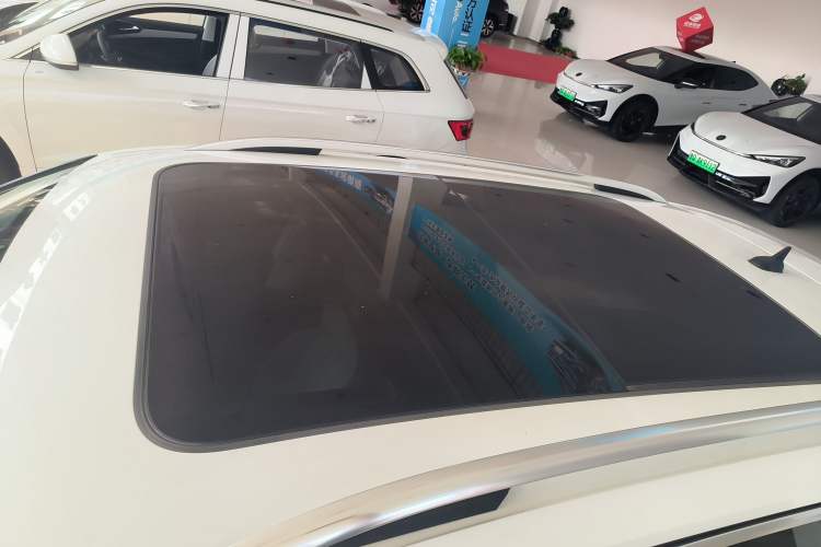 Used Volkswagen Tayron 2023 300TSI Two-Wheel-Drive Luxury Plus Advanced Edition
