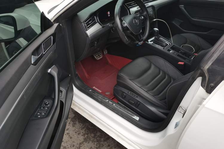 Used Volkswagen FAW-Volkswagen CC 2020 330TSI Glamour Edition China VI Standard Driver Seat