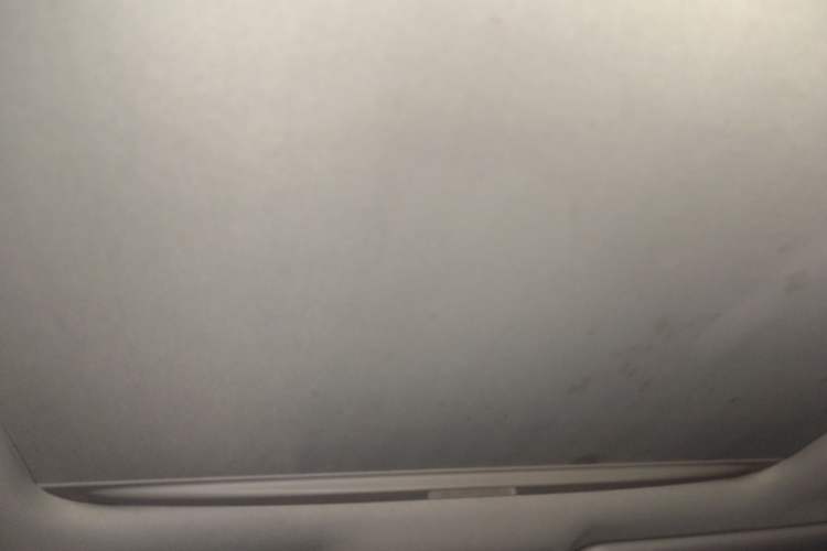 Used Kia Sorento 2009 2.4L Luxury Edition Headliner