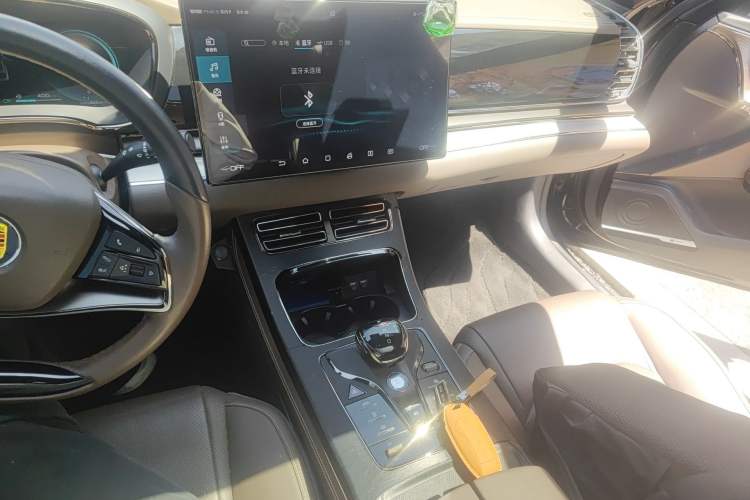 Used BYD Han 2020 DM Four-Wheel Drive Performance Edition Luxury Model Audio And AC Panel