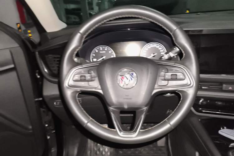 Used Buick Envision 2022 Facelift Encore S 552T Two-Wheel-Drive Luxury Model Steering Wheel