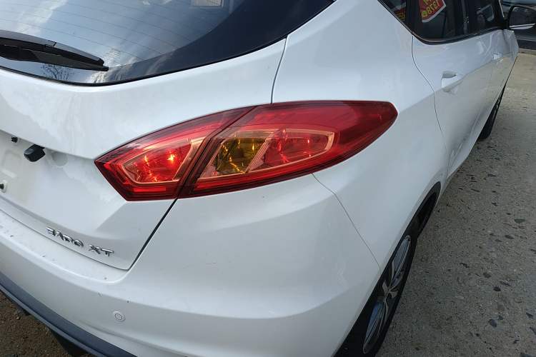 Used CHANGAN Eado 2015 1.6L Manual Junku Model China V Standard Right Rear Taillight