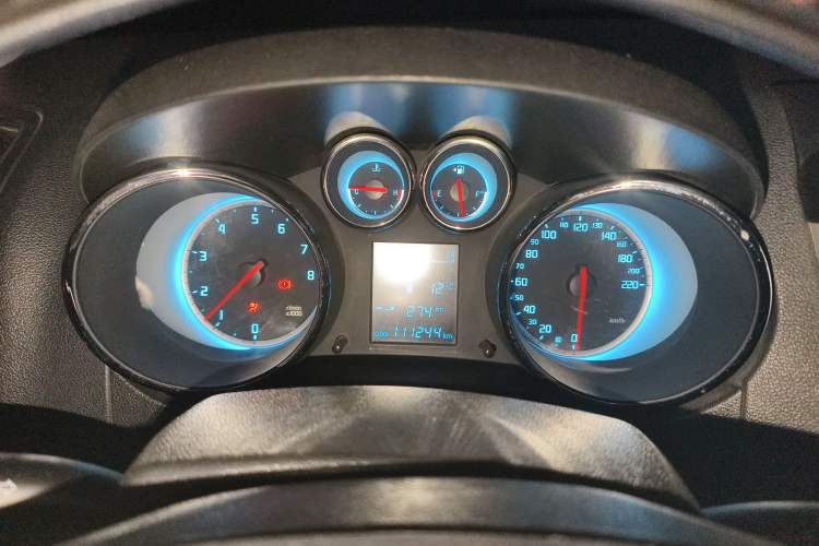 Used Changan CS35 2015 1.6L Manual Luxury Model China V Standard
