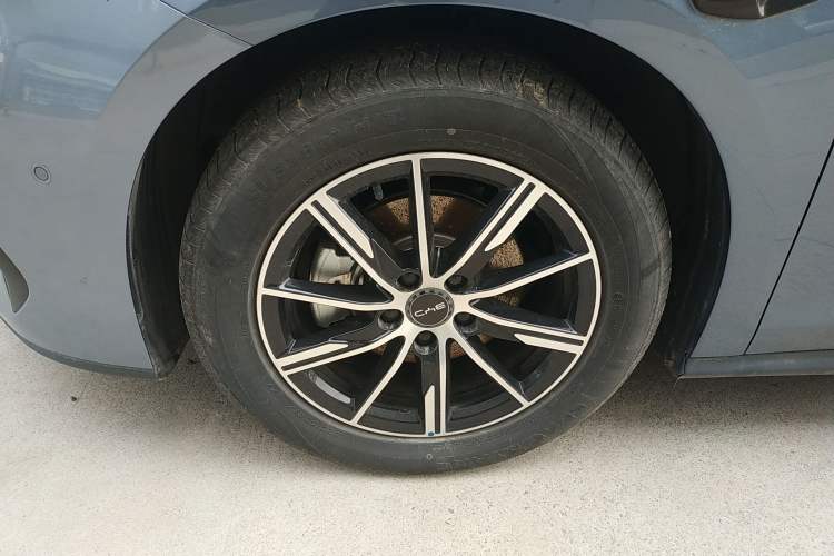 Used BYD Seal 06 New Energy 2025 DM-i Smart Drive 120KM Deluxe Model
