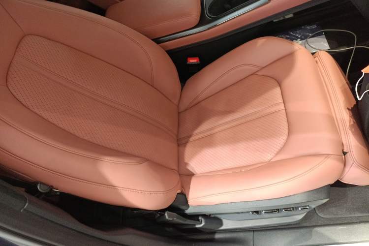 Used Nio EC6 2020 605 km Sport Edition