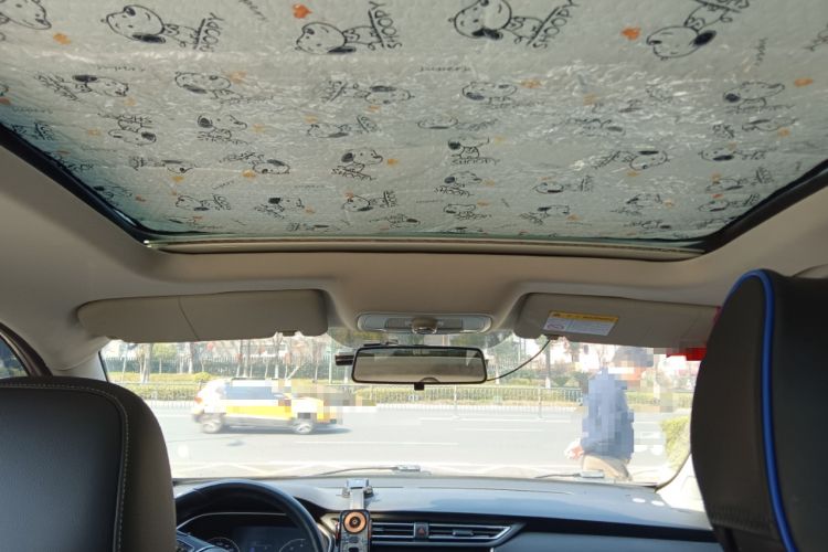 Used Roewe RX3 2018 1.6L Manual Internet Smart Edition