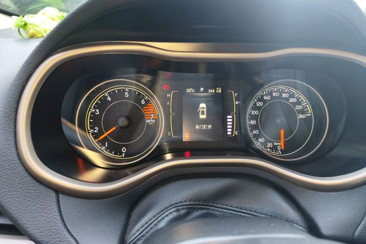 Used Jeep Cherokee 2016 2.4L Leading Edition