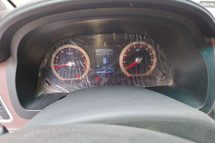 Used FORTHING Lingzhi 2018 M3 1.6L 7-Seater Comfort Model