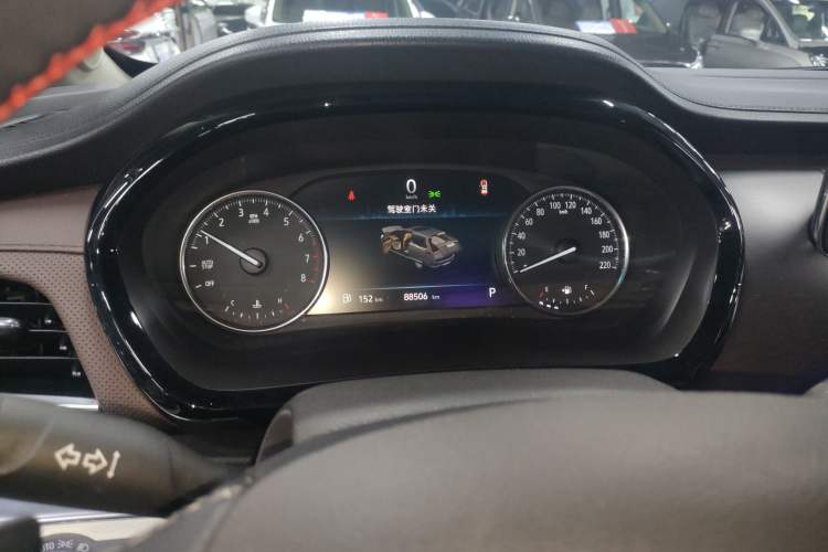 Used Buick GL8 2021 Land Cruiser Executive Class 652T Luxury Model
