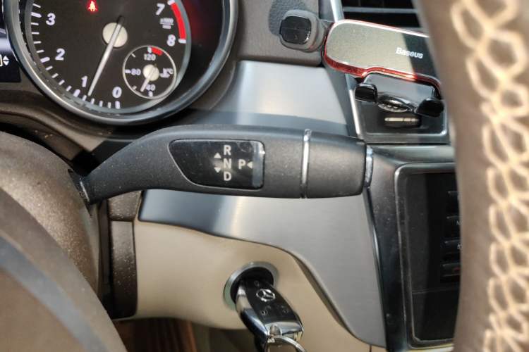 Used Mercedes-Benz M-Class 2012 ML 300