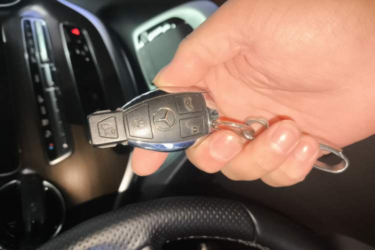 Used Mercedes-Benz V-Class 2020 V 260 Prestige Edition