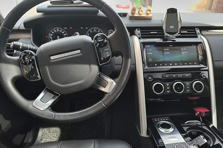 Used Land Rover Discovery 2019 3.0 SC V6 HSE
