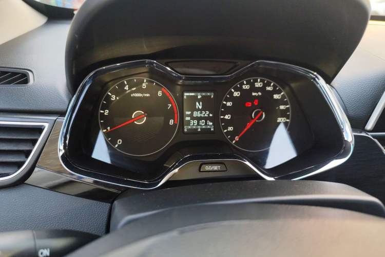 Used Baojun 310 2017 1.5L Automatic Luxury Model
