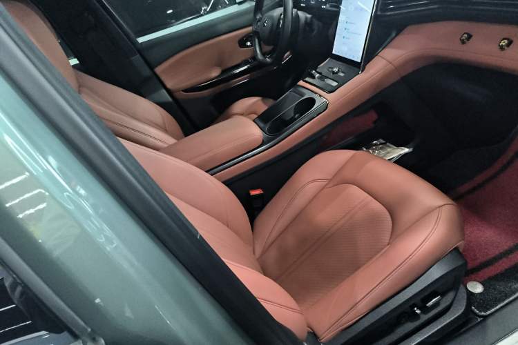 Used Nio EC6 2020 615 km Performance Edition Right Front Seat