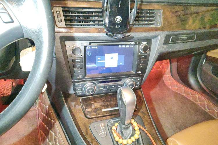 Used BMW 3 Series 2012 320i Sport Edition Audio And AC Panel