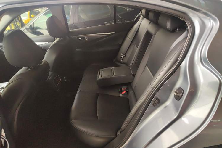 Used Infiniti Q50L 2016 2.0T Enjoyment Edition Left Rear Seat