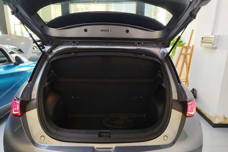 Used BYD Dolphin 2021 405 km Fashion Edition